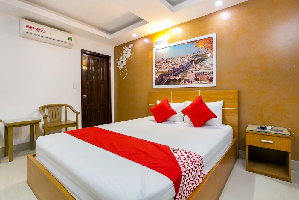 Milan Hotel by OYO Rooms