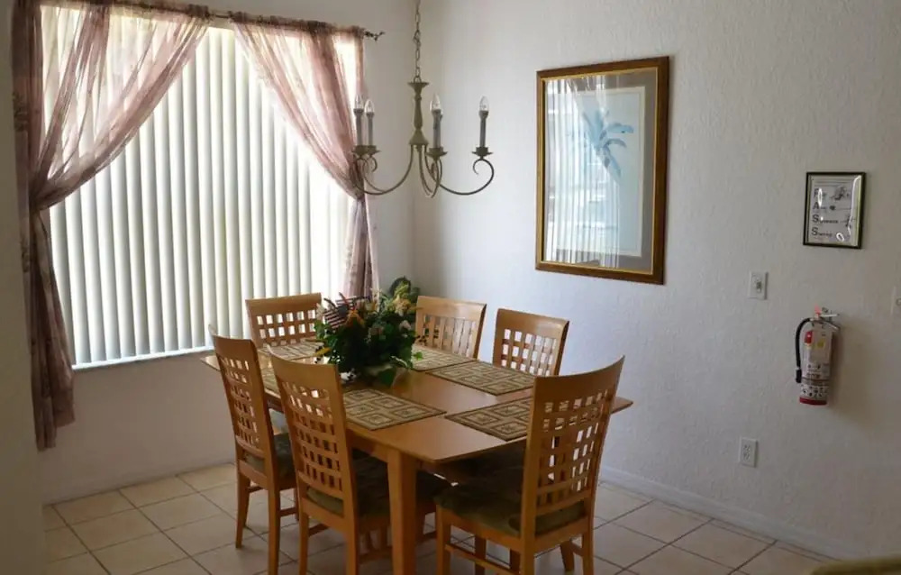 1111 North Hampton at Highlands Reserve