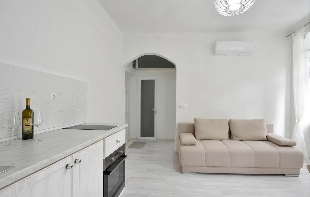 Beautiful Apartment in Trogir With Wifi and 1 Bedrooms