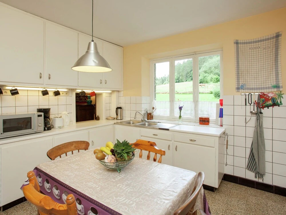 Beautiful Holiday Home With Garden in Belvaux