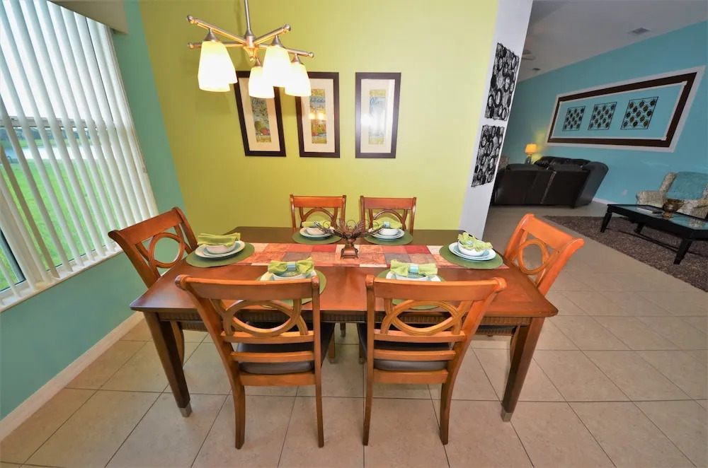 Crystal Cove 4718