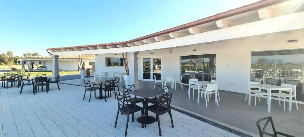 Hotel Sarena Beach