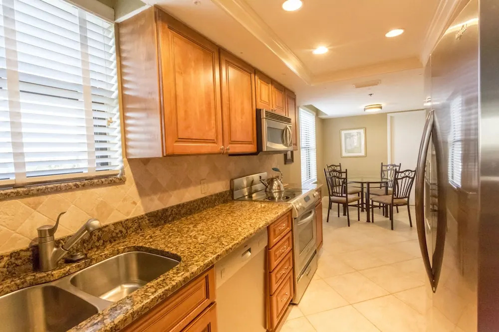 Gulf And Bay Club- F208 Updated And Great Views! 2 Bedroom Condo