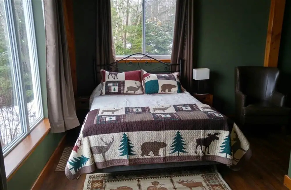 Strong Timbers B&B
