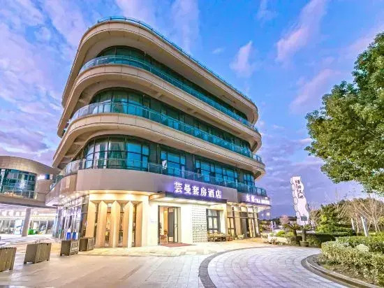 YUN MAN Suites Hotel