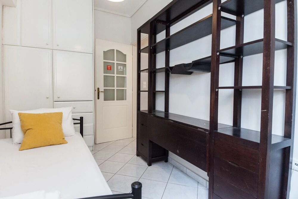 Home Away from Home 2 Bd Apt in Zografou