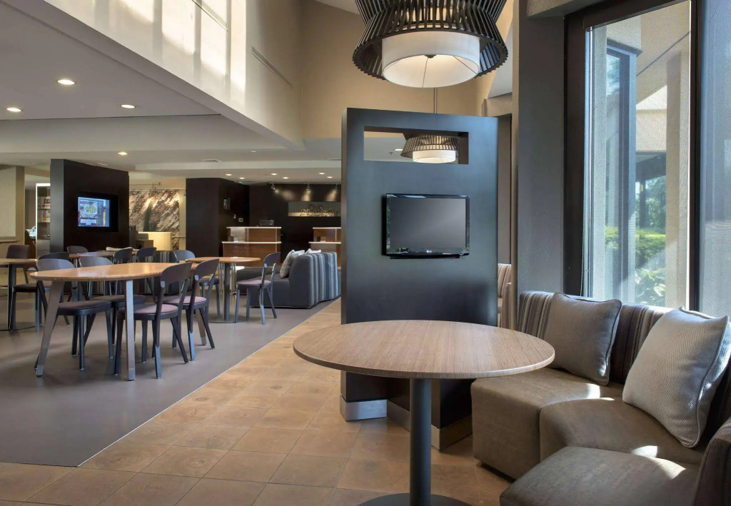 Courtyard by Marriott Rye