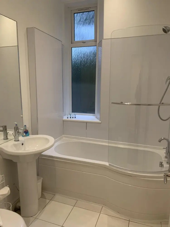 Aberdeen Serviced Apartments - The Lodge