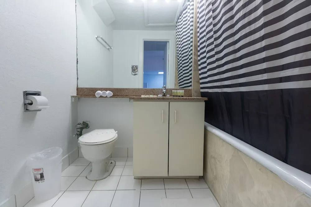 629 Ocean View Hollywood Beach