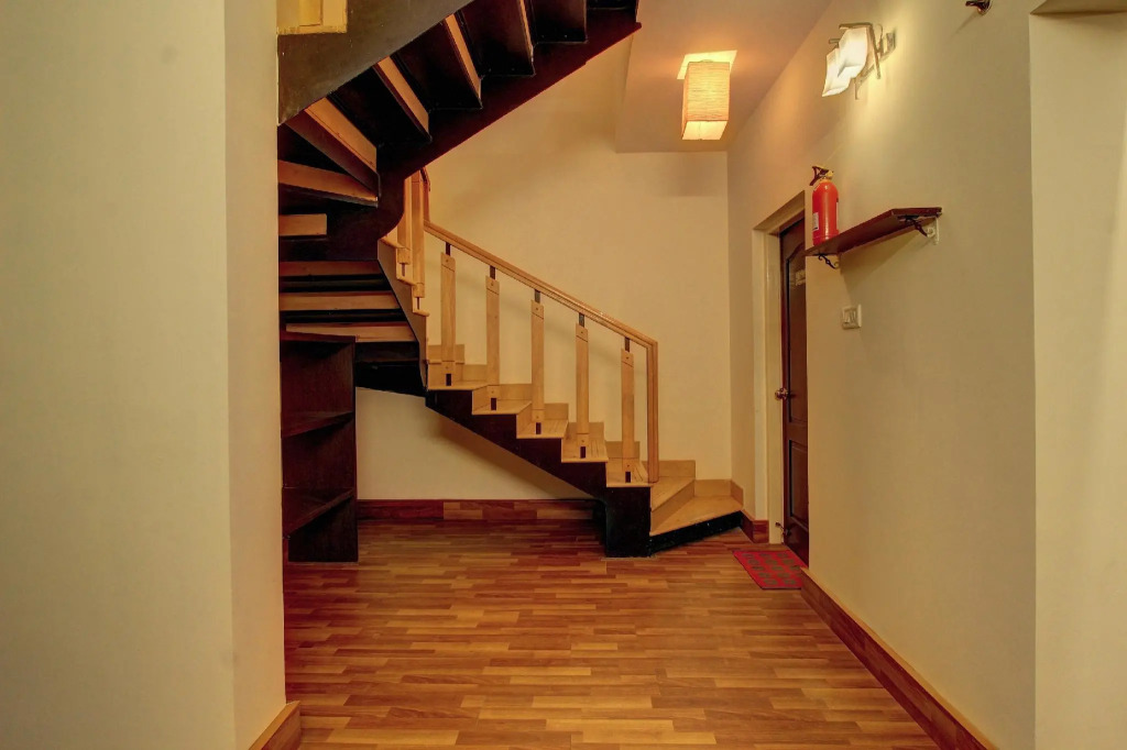OYO 24935 Aiwan E Ashraf Suites