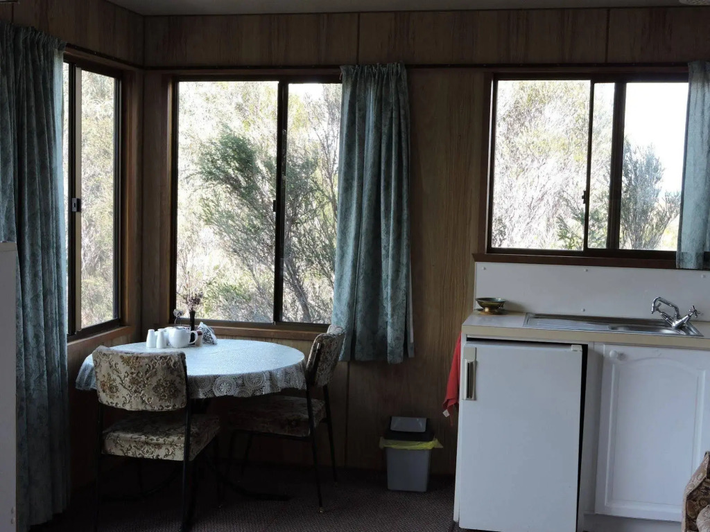 Strahan Wilderness Lodge
