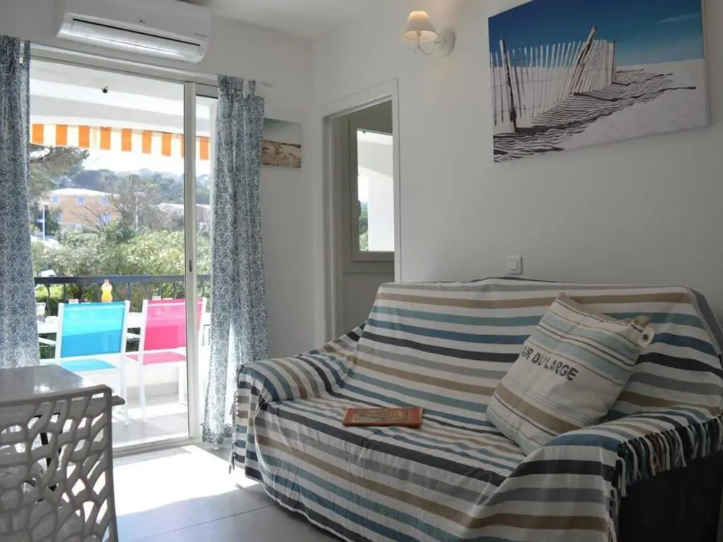 Appartement Sainte-Maxime, 2 pièces, 4 personnes - FR-1-226-304