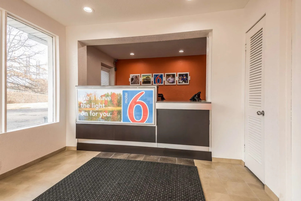 Motel 6-Schenectady, NY