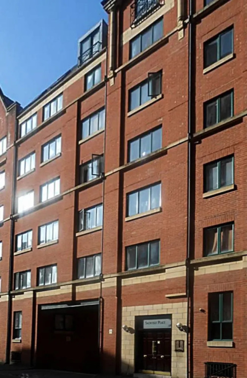 Gorgeous and Modern, Central Manchester apt for 6
