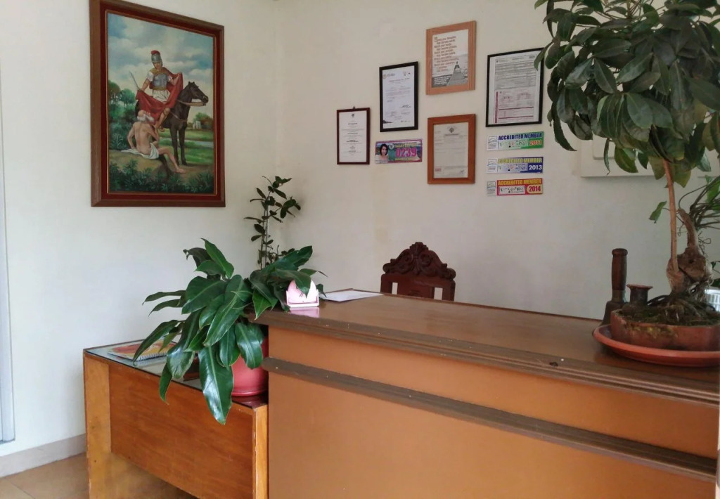 Sierra Traveller’s Inn Holy Spirit