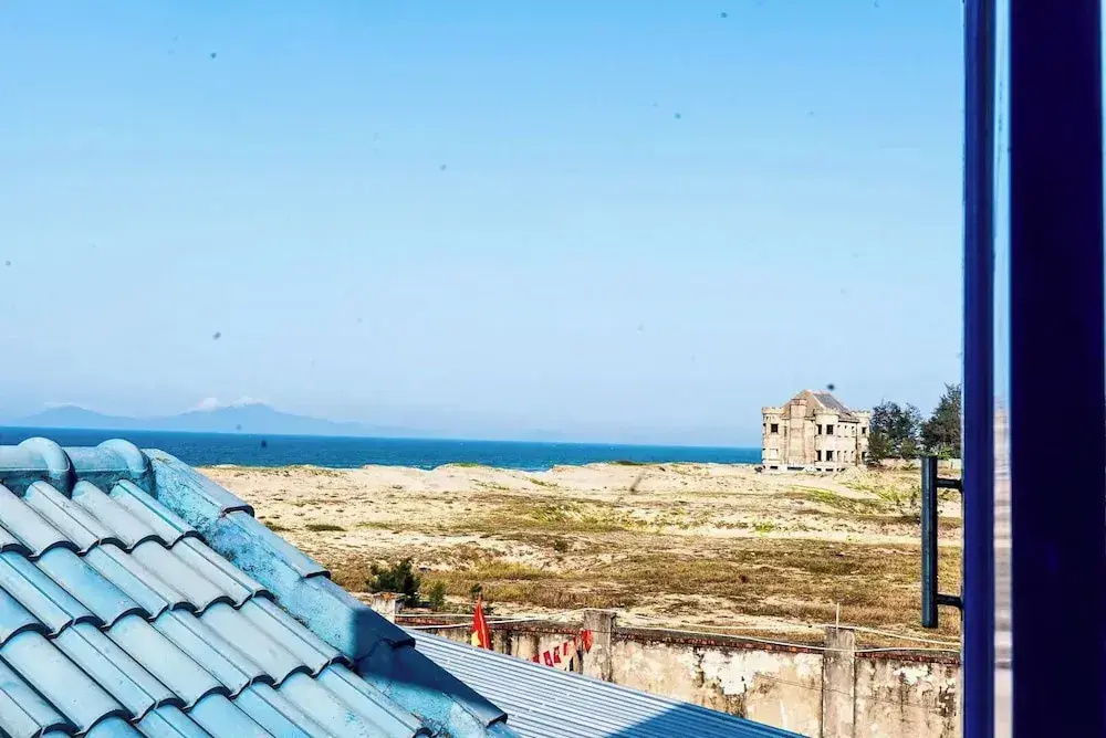 Sea Flower House