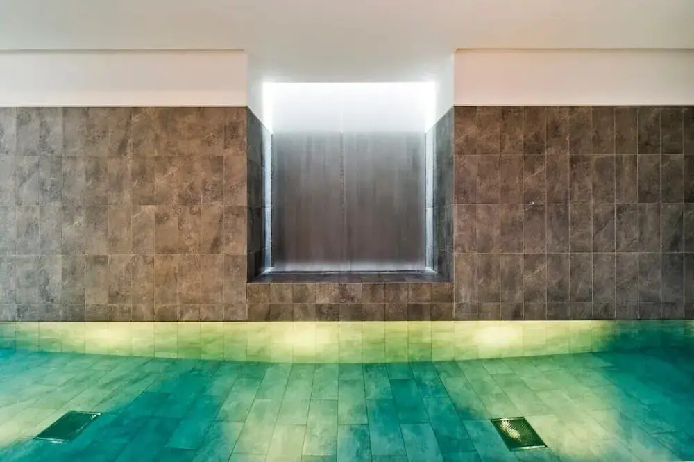 5 Bed House w/ Indoor Pool, Sauna & Private Garden - Fulham