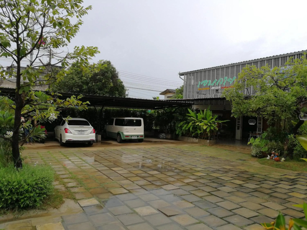Aenguy Hostel