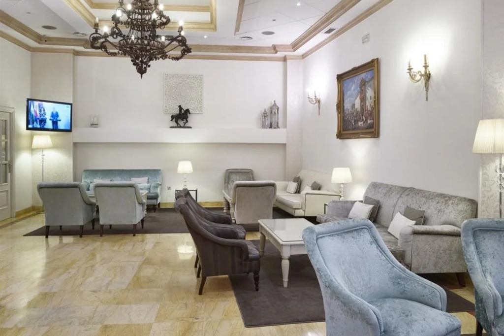 Hotel Maestranza