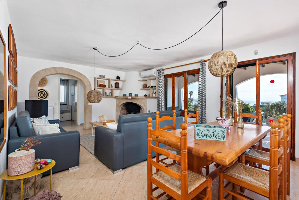Nuriana 4 bedroom villa, Calan Blanes