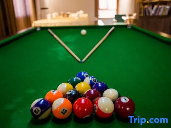 Wuhuatang Boutique Hostel