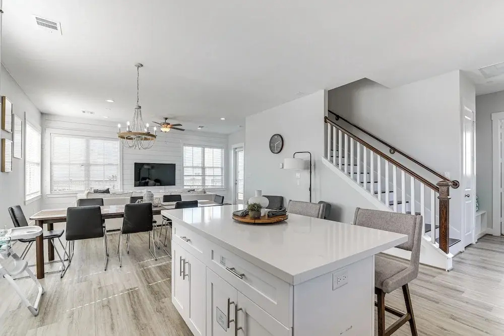 Galveston Home w/ Decks + Views, Walk to Beaches!