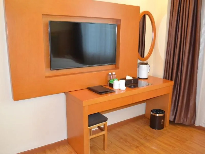 Greentree Inn Guangdong Shantou Changping Road Exp