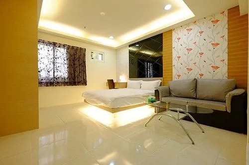 Nora Hostel