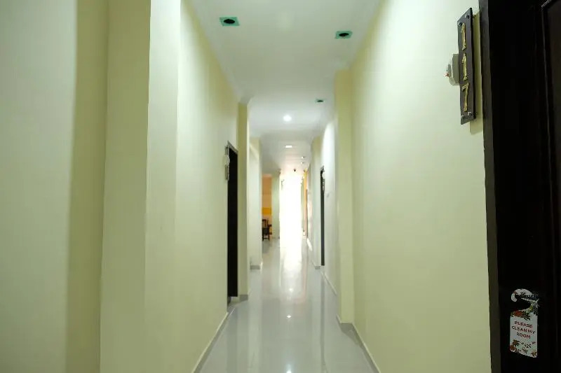 Hotel Mustika by OYO Rooms