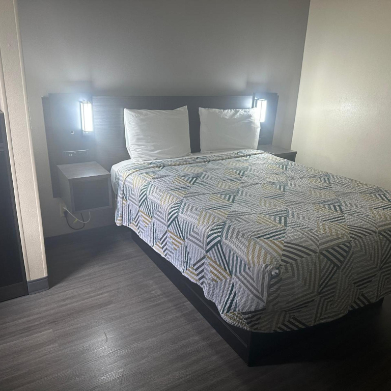 Motel 6-Anderson, IN