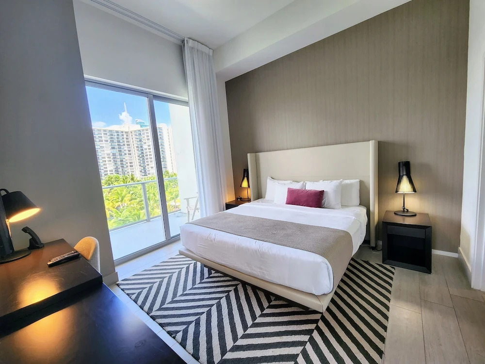 HH Exclusive Condos by Cielo Stays