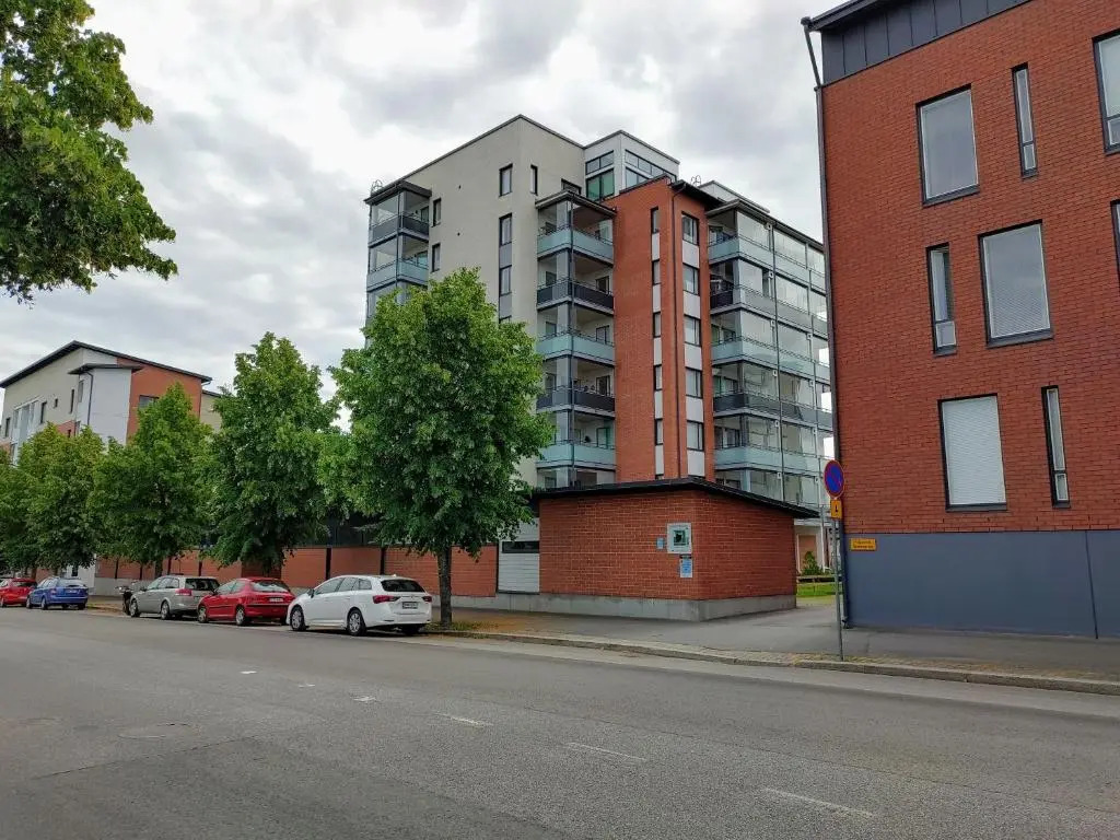 Pro Apartments 4