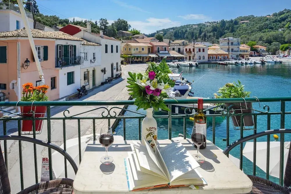 Loggos Panoramic Views Electra by Konnect