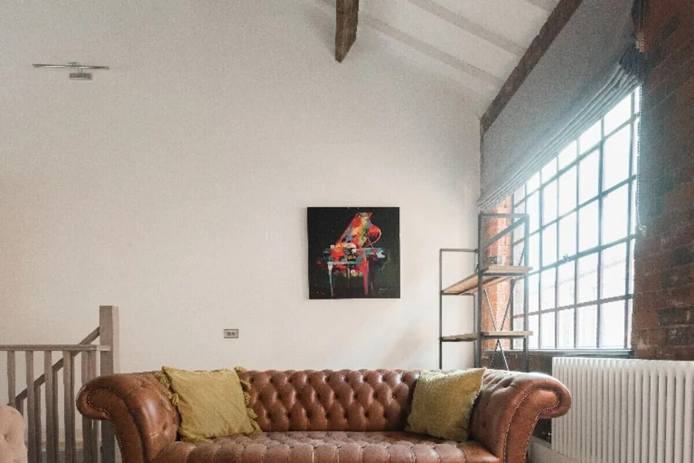 The Warehouse Loft - Trendy Converted Warehouse 3BDR