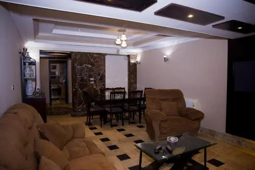 Tohfa Luxury Apartment