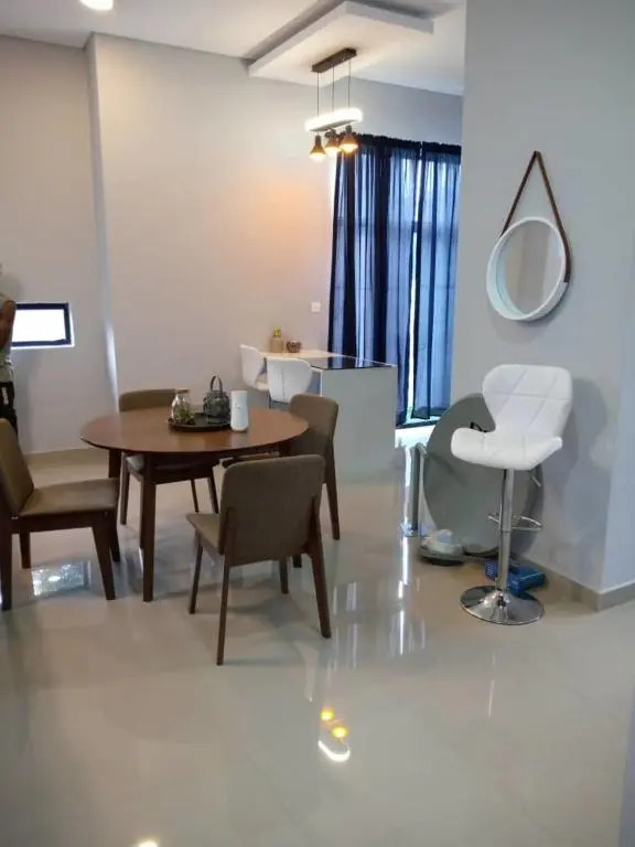 2 Bedrooms House in Heart of Kalundu