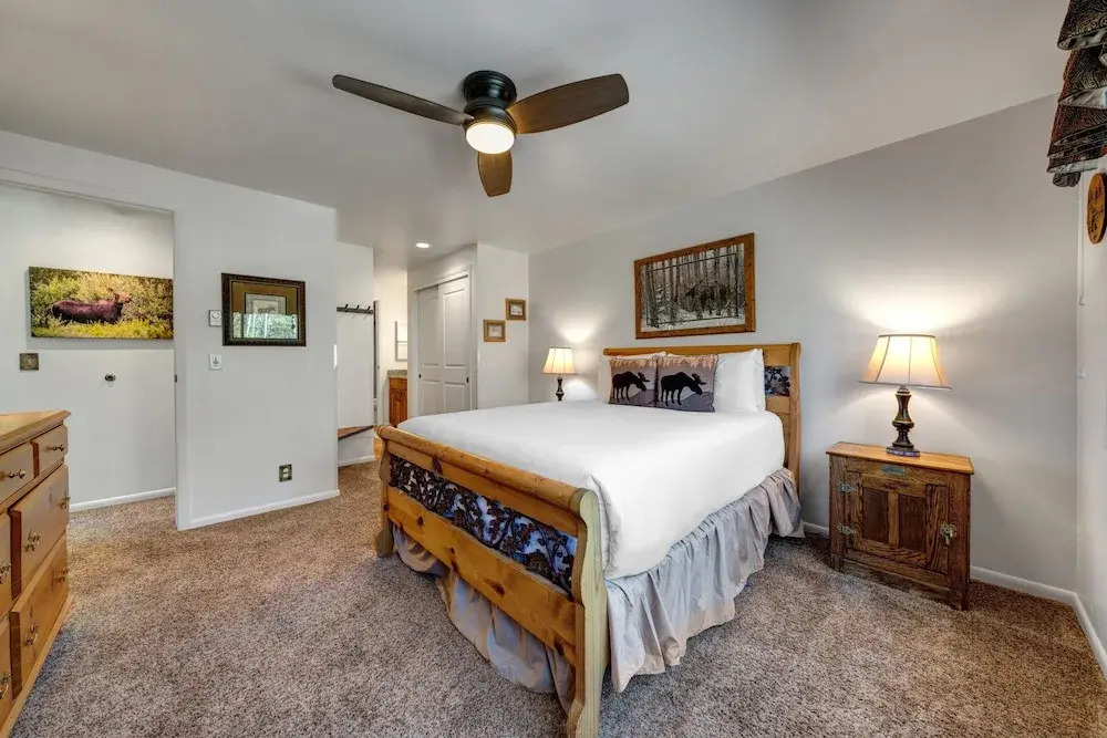 Snow Flower 103 2 Bedroom Condo by RedAwning