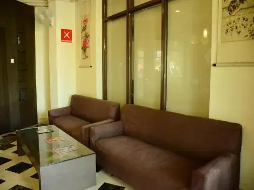 OYO Premium Villholi Nashik
