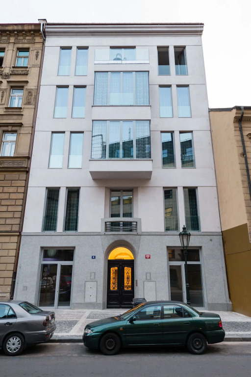 Billionaires Boutique Residence & Premium Suites, Old Town