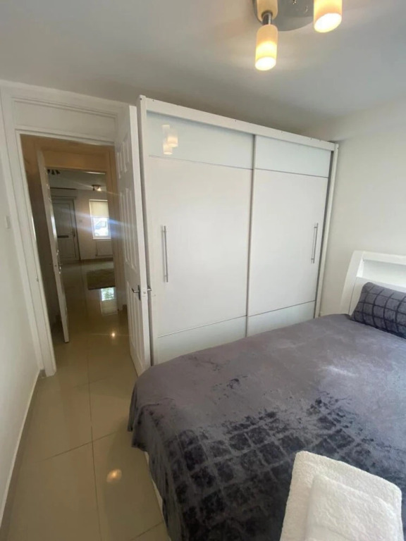 Charming 1-bed Apartment in Chigwell