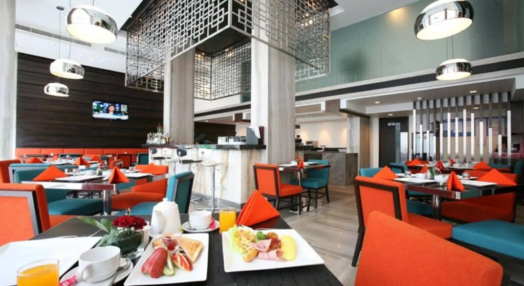 FX Hotel Metrolink Makkasan