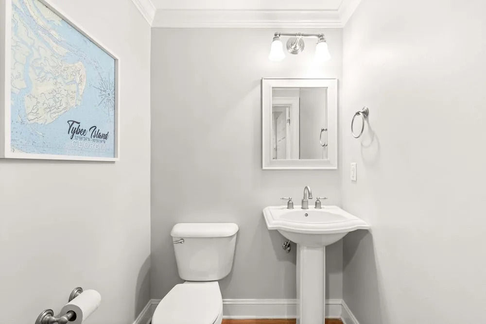 Brass Rail 220 Tybee Vacation Rentals