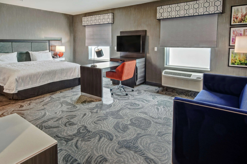 Hampton Inn Fresno Airport