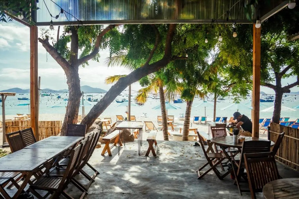 Villa Đảo Hoa Vàng Cam Ranh- Venuestay