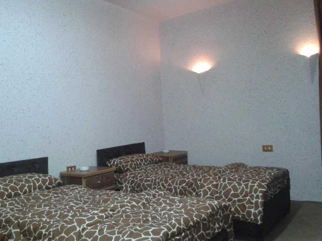 City Hotel