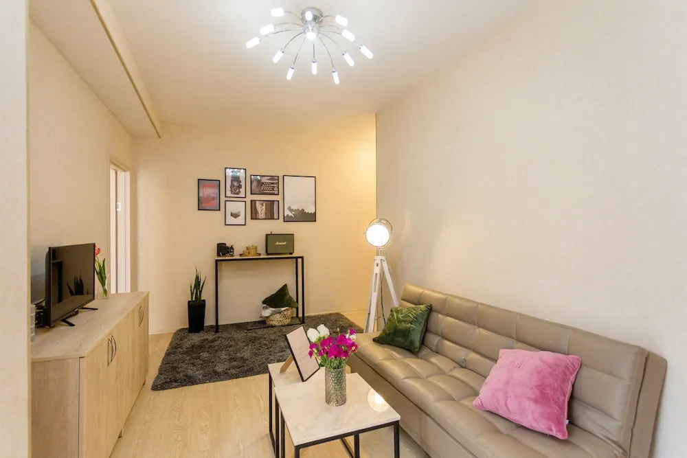 Falcon Apartments Stamba