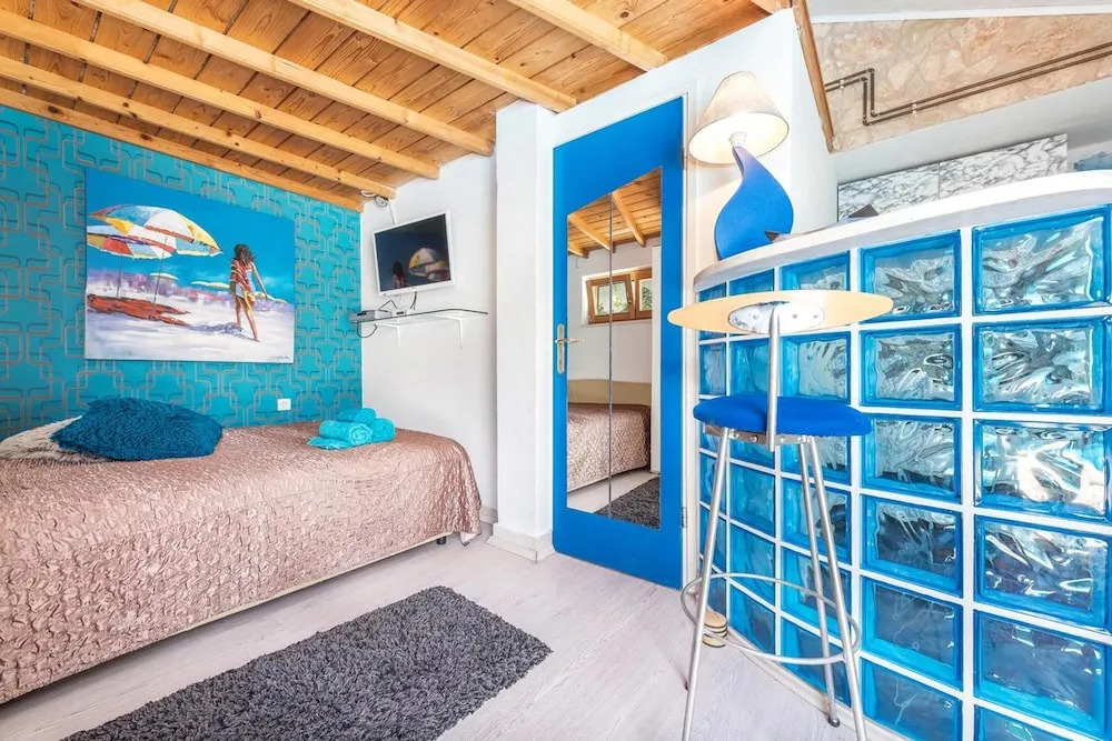 Luxury Villa in Rogoznica with Pool