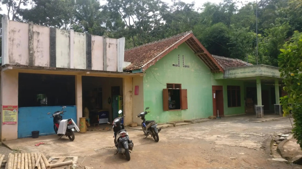Adji Homestay