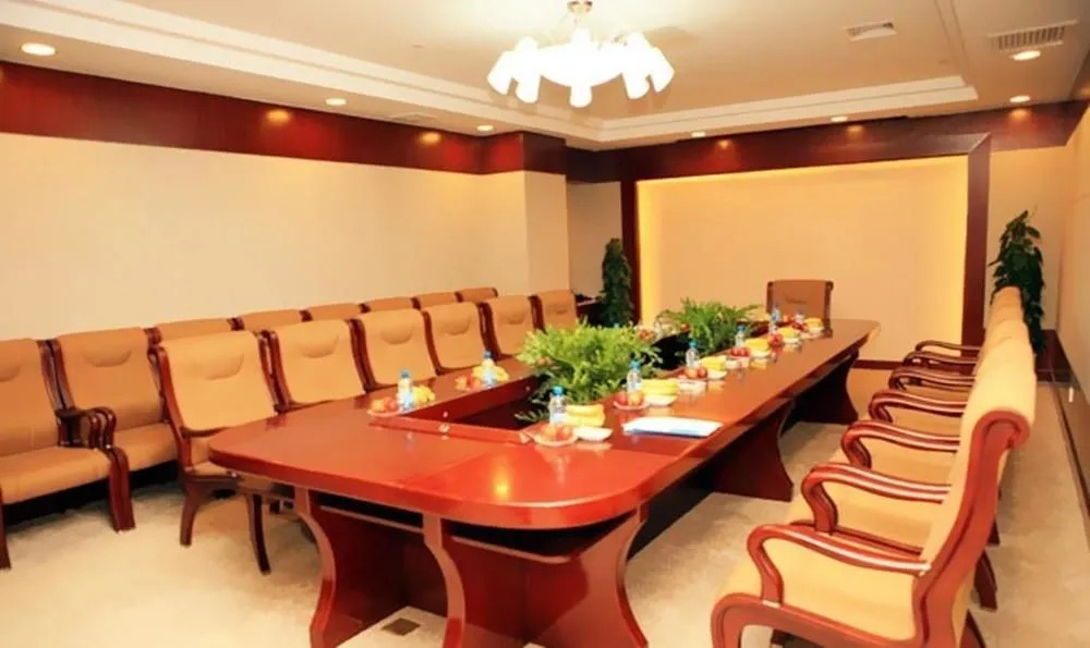 White Clouds Hotel - Dalian