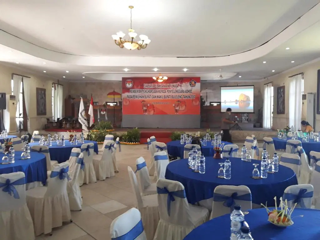 Dolphin Hotel Bali